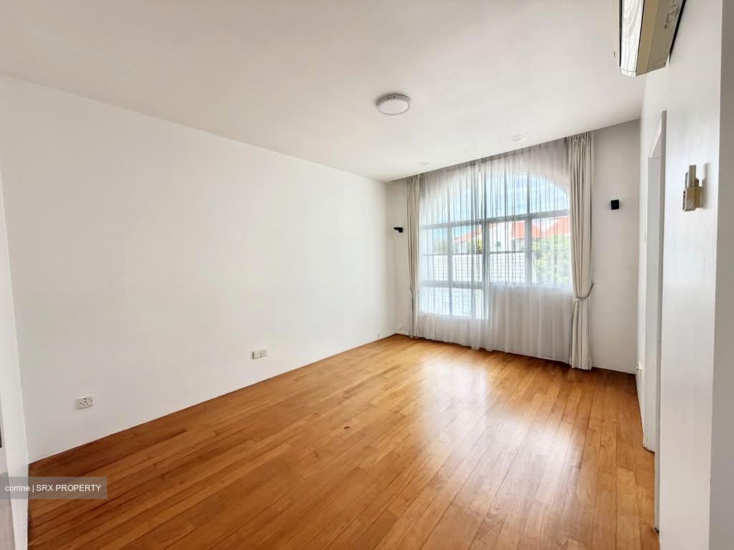 East Coast Hill (D16), Semi-Detached #556771671